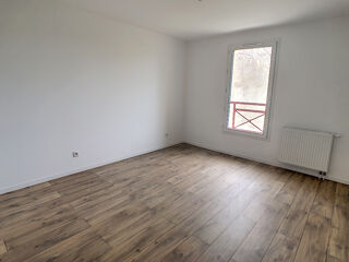  Maison à louer 4 pièces 102 m²