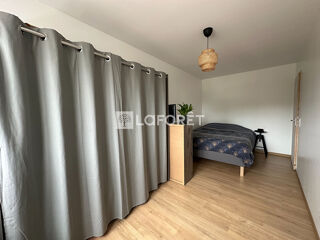  Appartement à louer 2 pièces 44 m²
