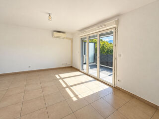  Appartement à louer 3 pièces 1 m²