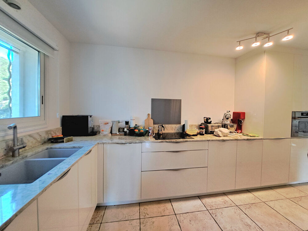 � vendre  Maison Saint-Rapha�l (83700)