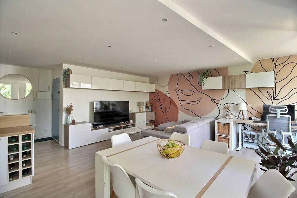 Vente Appartement Appartement 4 pièces d'exception à vendre au coeur du vieux Massy  avec loggia, parkings et cave Massy