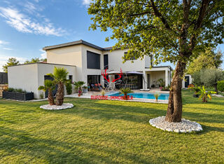 Vente Maison Villa contemporaine 170 m², piscine La tour de salvagny