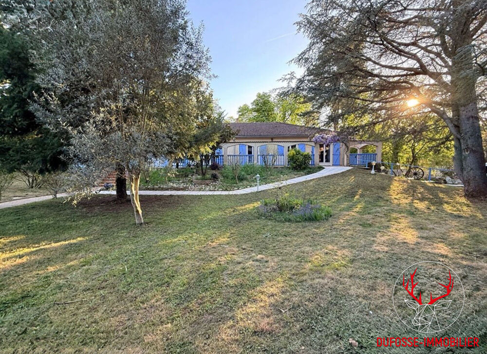 Vente Maison Maison 8 pièces 260 m² 6 chambres Les cheres