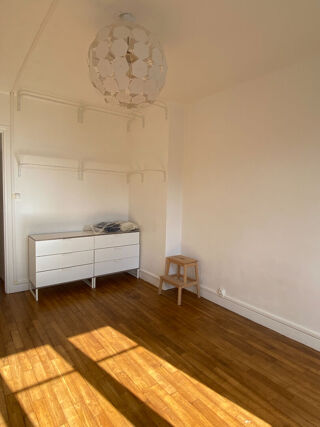  Appartement à louer 2 pièces 45 m²