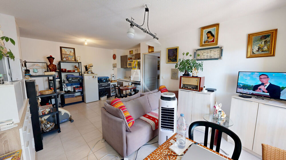 Appartement T2 avec terrasse et 2 stationnements - Quartier Réveillon