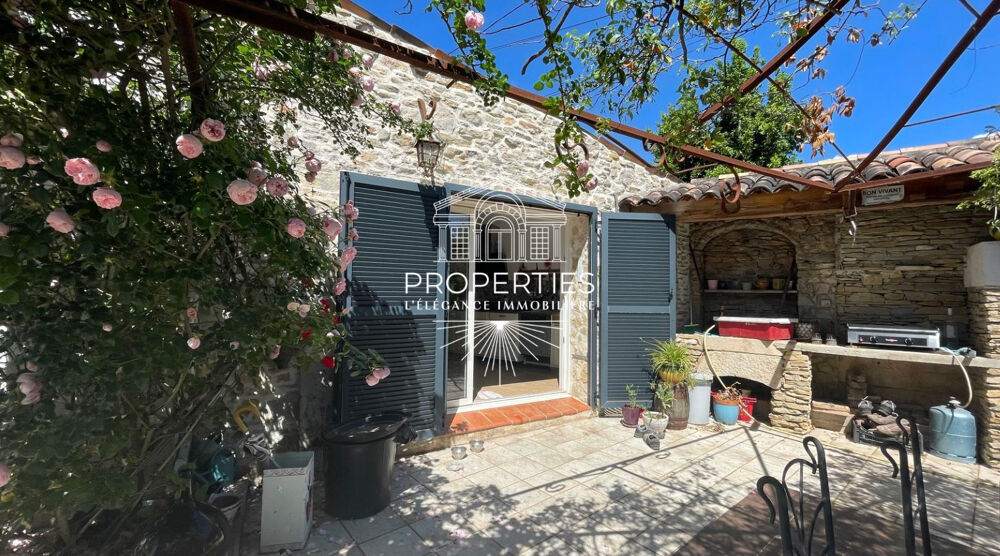 Vente Maison CARNOULES - PROPRIETE DE 160 M² RENOVEE - PISCINE -GARAGE- POSSIBILITE DIVISON PARCELLAIRE Carnoules