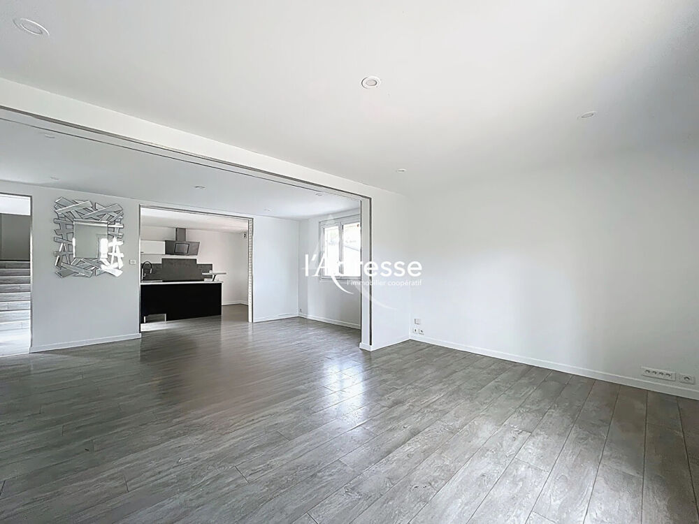 Vente Maison l'Adresse Immobilier - La Salvetat Saint Gilles - Maison T4  de 127 m2 sur un terrain piscinable de 1566m² avec garage La salvetat saint gilles