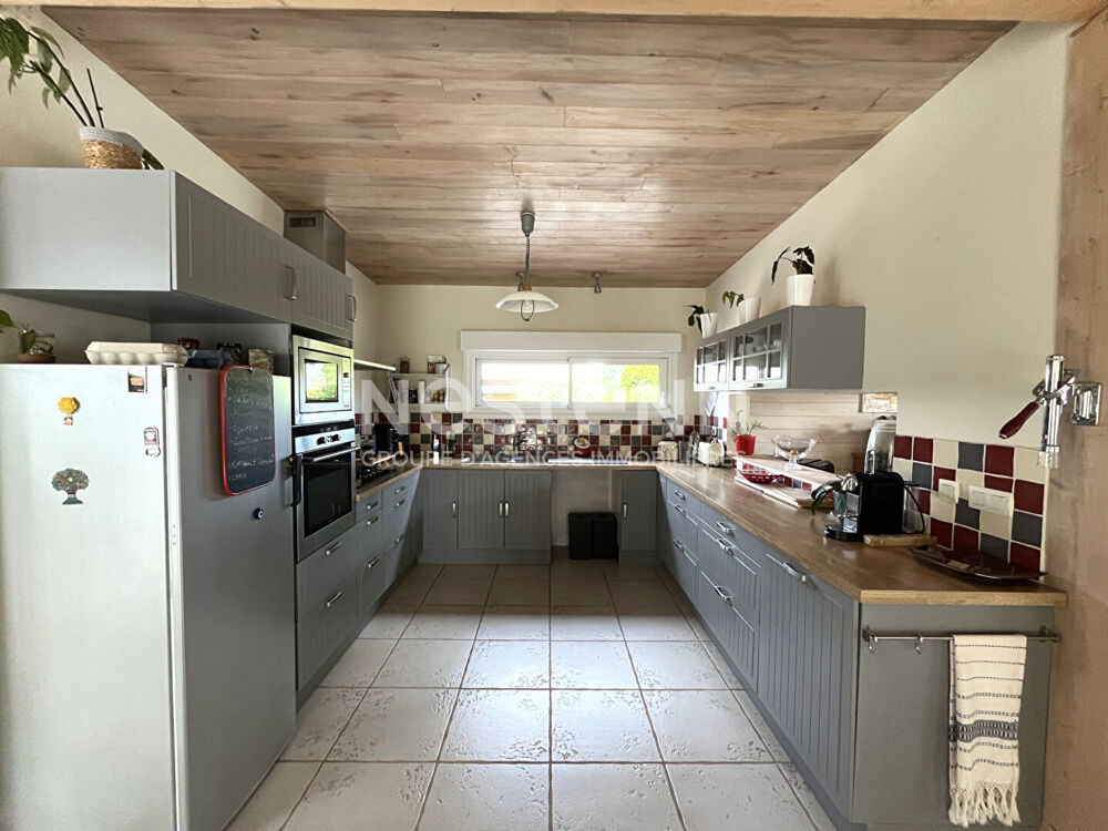 Vente Maison Maison de plain pied à vendre, 130 m², 3 chambres avec 1500 m² de terrain Tredion