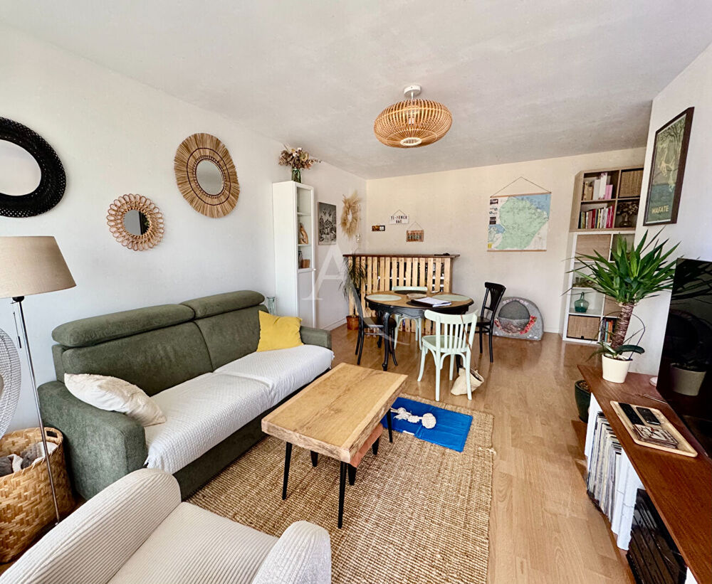 Vente Appartement APPARTMENT T3 POITIERS CENTRE PARKING TERRASSE ET CAVE Poitiers