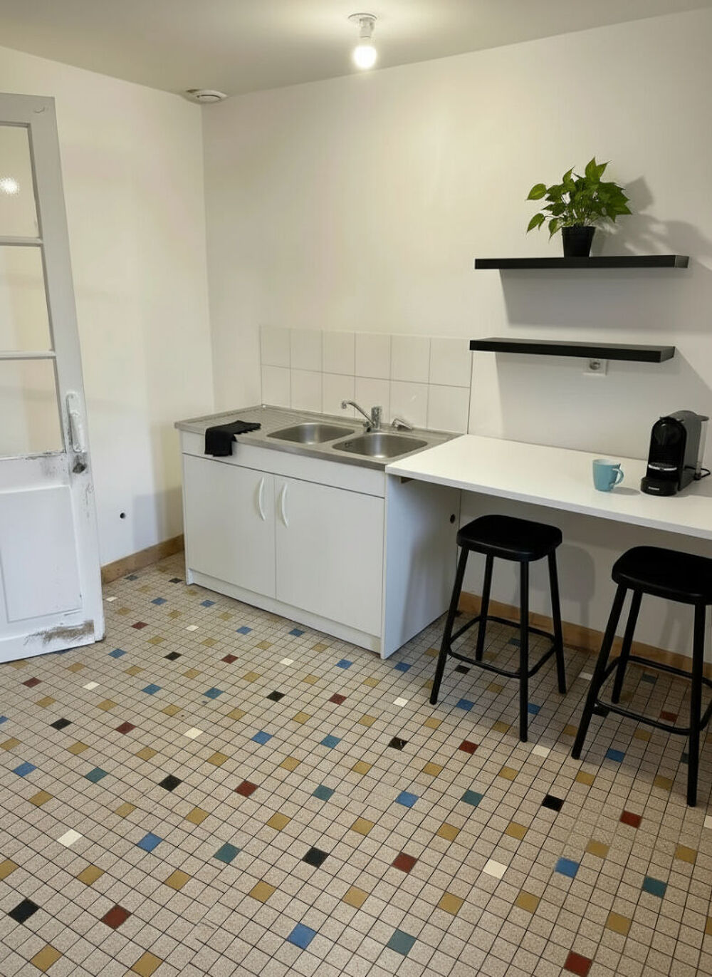 ENSEMBLE IMMOBILIER AVEC 2 LOGEMENTS INDÉPENDANTS ? 4 CHAMBRES ? BUREAU ? IDÉAL FAMILLE OU INVESTISSEUR 24700 montpon menesterol