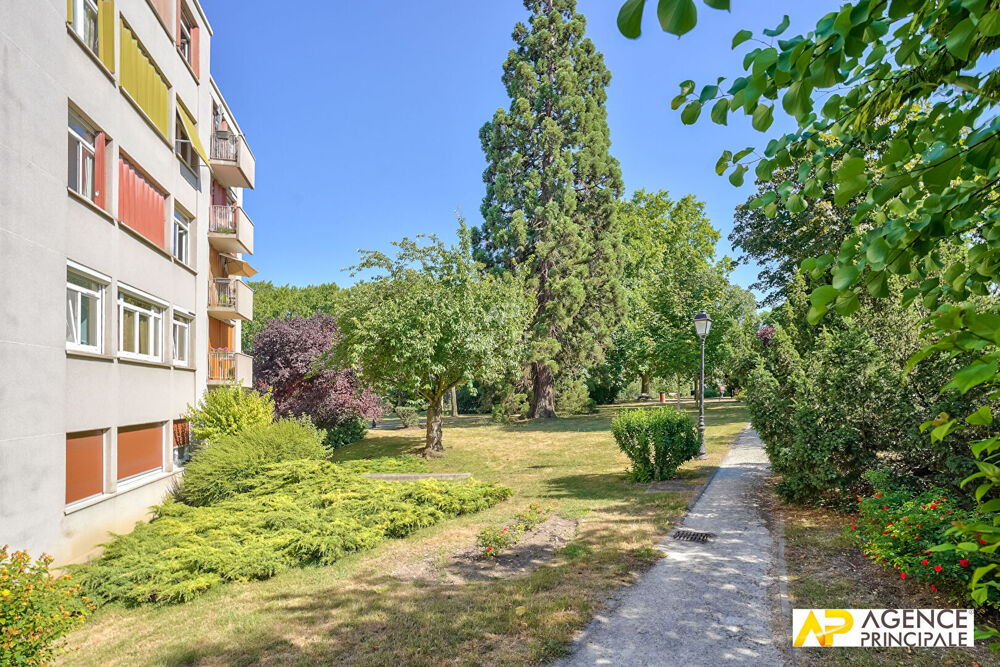 Vente Appartement Appartement  4 pièce(s) - Chateau - seine hippodrome Maisons laffitte