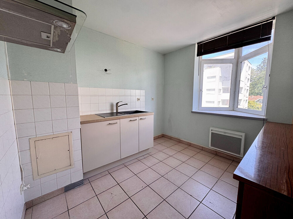 T2 53M² AVEC TERRASSE - AVENUE JEAN PERROT GRENOBLE
