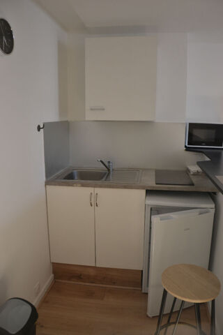  Appartement à louer 1 pièce 19 m²