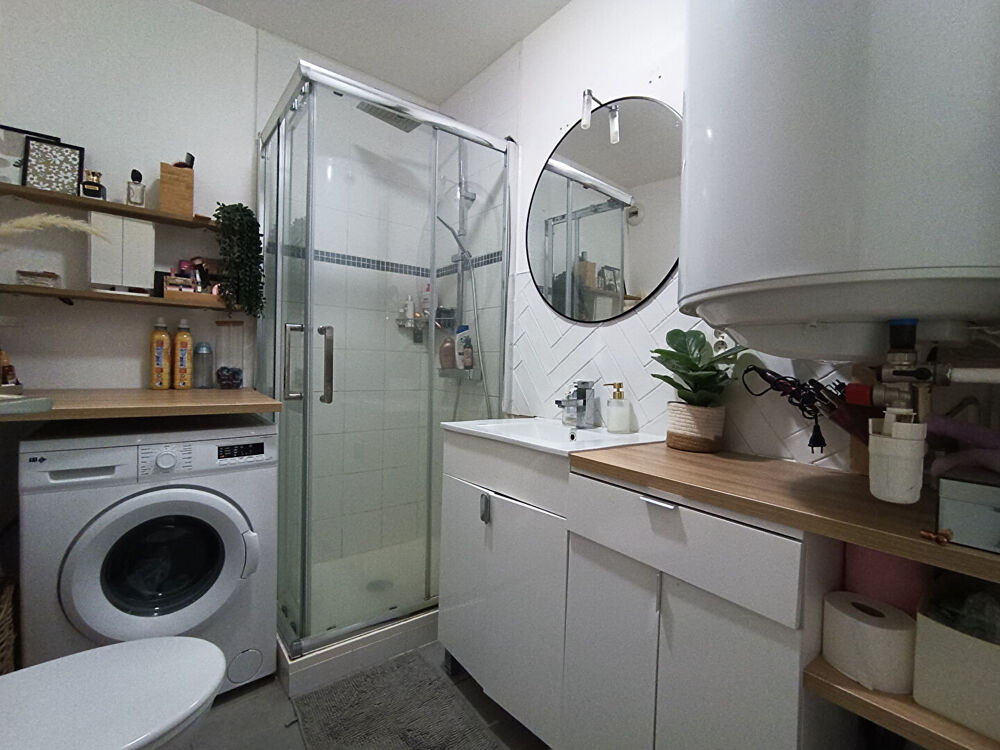 Vente Appartement A vendre Vannes la Madeleine Appartement T2 42 m² idéalement placé cave et parking Vannes