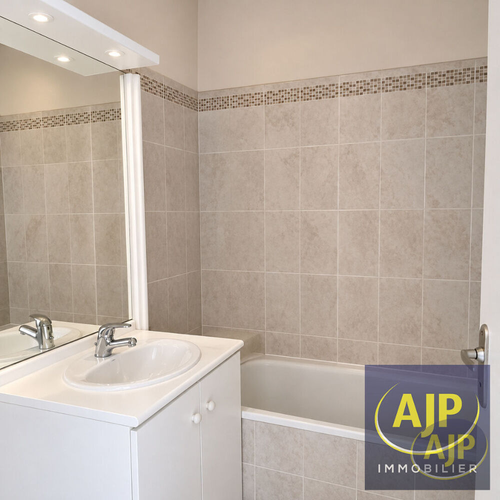 Vente Appartement NANTES SAINT-FÉLIX T2 DE 45 M² À RAFRAÎCHIR BEAU POTENTIEL Nantes
