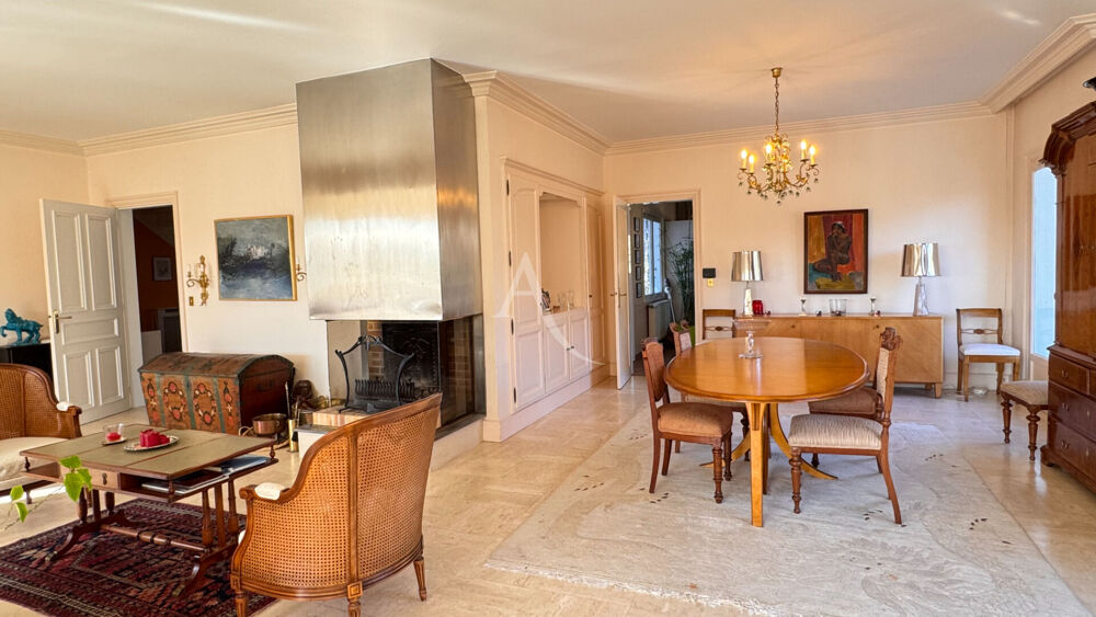 VASTE DEMEURE A VENDRE ROMORANTIN