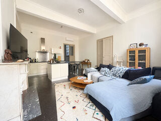  Appartement à louer 3 pièces 87 m²