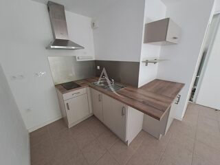  Appartement à louer 1 pièce 32 m²