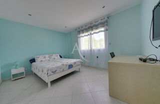  Maison � vendre 6 pi�ces 185 m�