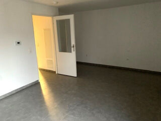  Appartement à louer 1 pièce 33 m²