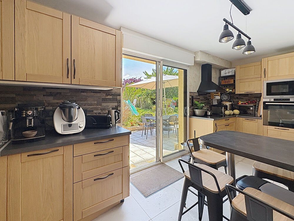 SALLENELLES VUE EXCEPTIONNELLE - Maison contemporaine T6 vie de plain-pied