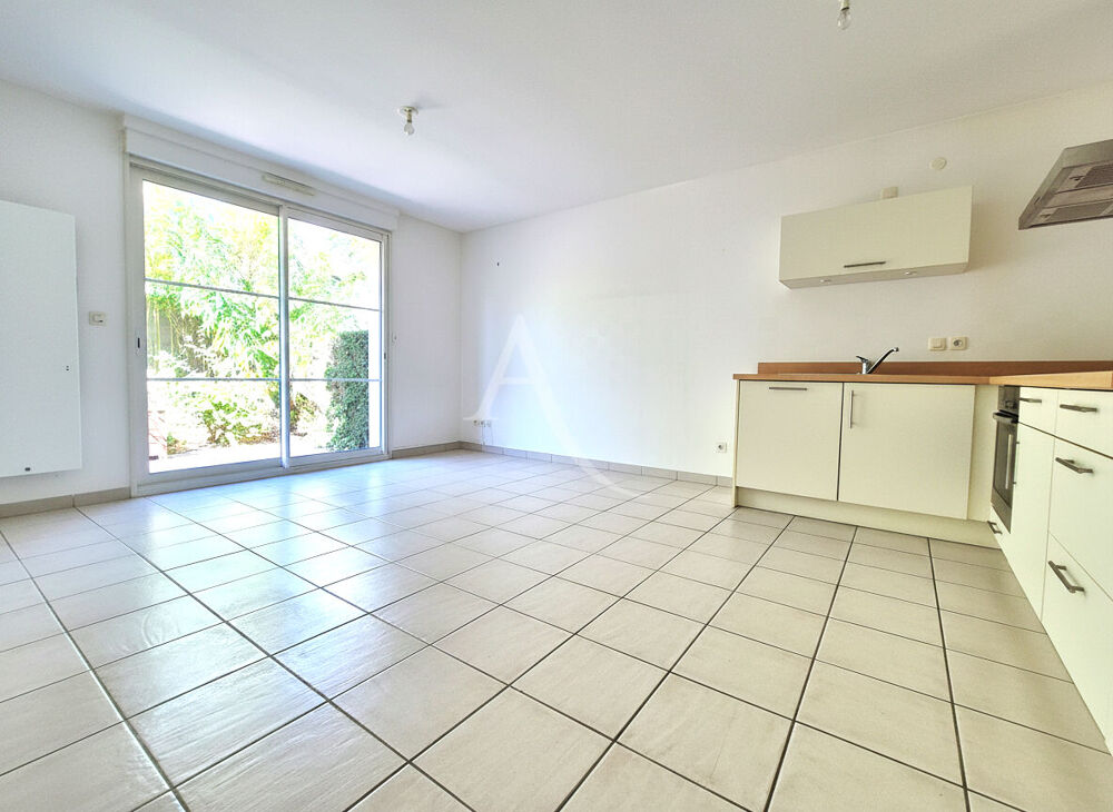 À 1 min de LA ROCHELLE APPARTEMENT T3 Rez-de-jardin