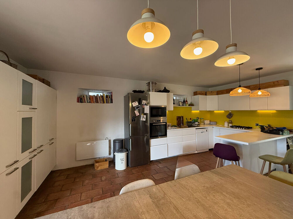Vente Maison Maison Pradines 5 pièce(s) 157 m2 Pradines