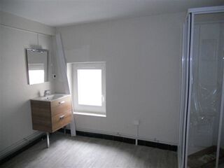  Appartement à louer 2 pièces 46 m²