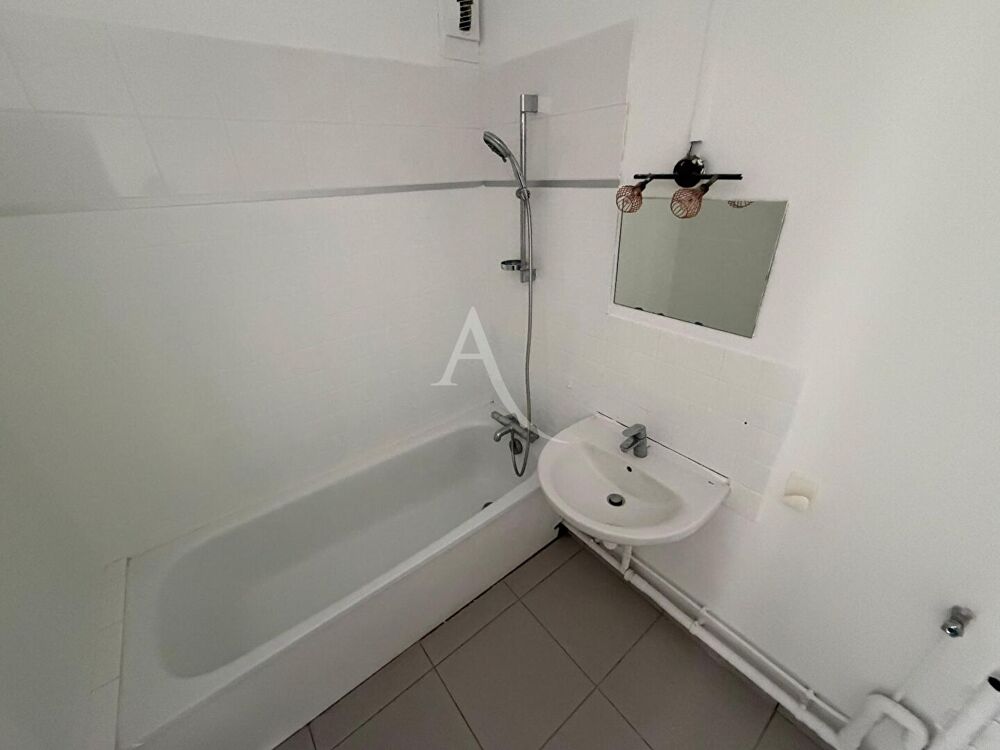Location Appartement Appartement Nantes - 3 pièce(s) - 65.4 m2 Nantes