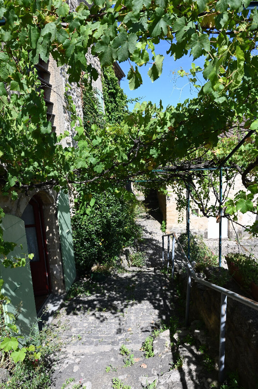 Vente Maison Maison Meublée 257 m2, 5 chambres, 12 pièces, terrasse et cave. Grane