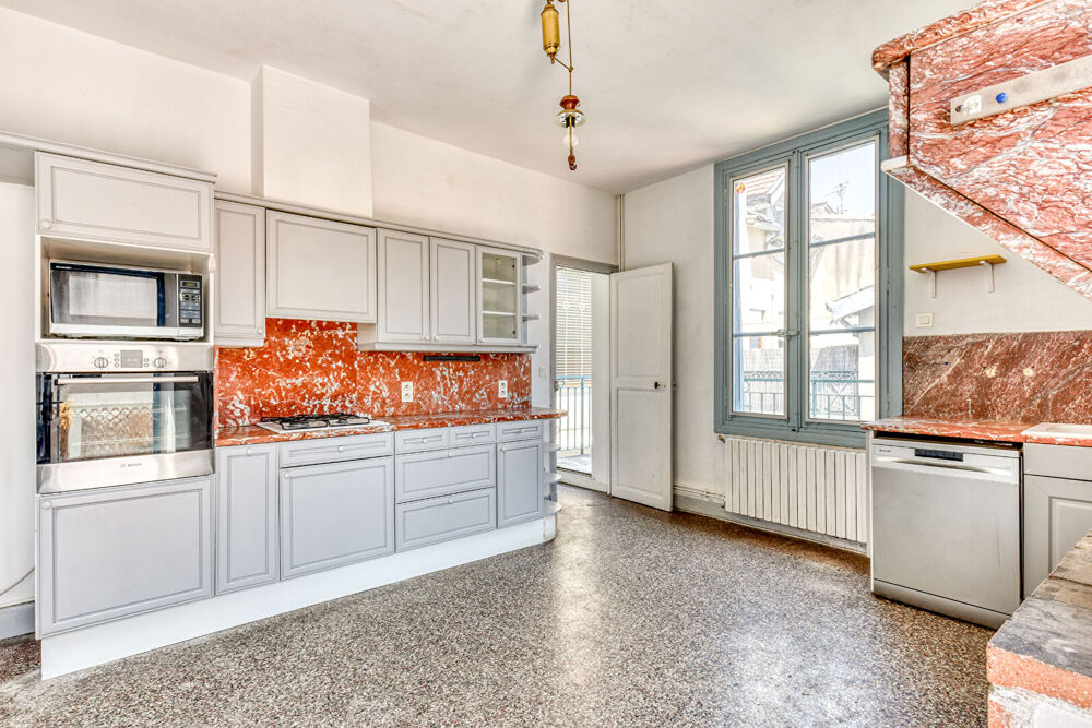 Vente Appartement Appartement de type Haussmanien T4 d'environ 125m2 avec terrasse de 66m2 et garage Carcassonne