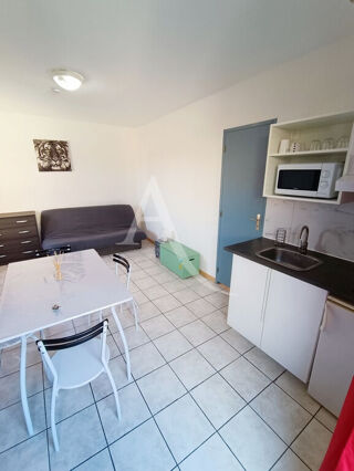  Appartement à louer 1 pièce 21 m²
