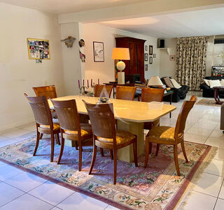  Maison  vendre 7 pices 210 m