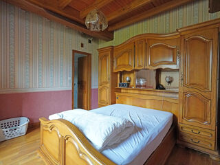  Villa à vendre 15 + pièces 242 m²