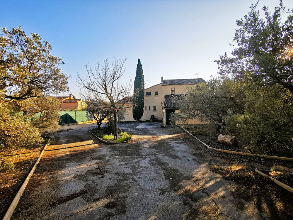 Vente Maison MAISON TRADITIONNELLE T5 (CONSTRUITE EN 1973) DE 138 m² SUR UN TERRAIN DE 1 003  m2 La fare les oliviers