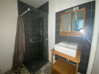  Appartement à louer 4 pièces 64 m²