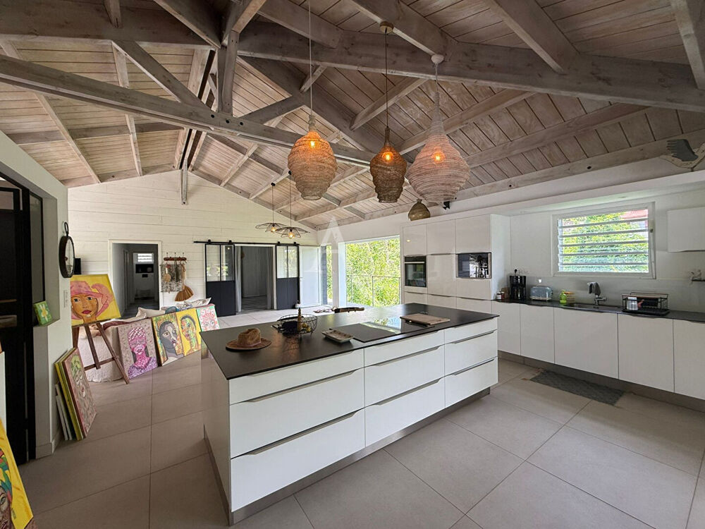 à vendre  Maison Sainte-Anne (97180)