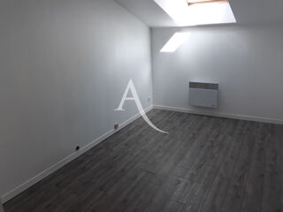  Appartement à louer 3 pièces 54 m²