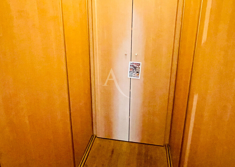 � vendre  Appartement Versailles (78000)