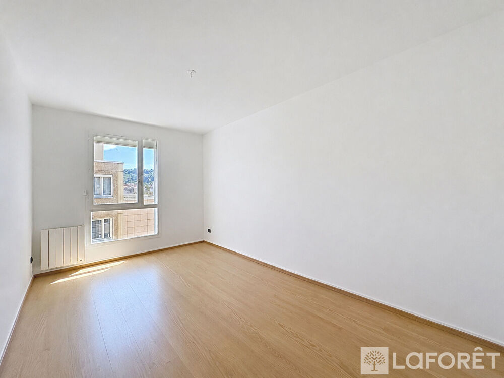 Vente Appartement Appartement  Bourgoin-jallieu 4 pièce(s) 83 m2 Bourgoin jallieu