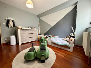  Appartement à louer 3 pièces 103 m²