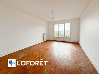  Appartement à louer 5 pièces 90 m² Viry chatillon