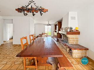  Maison  vendre 8 pices 147 m