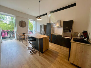  Appartement à louer 2 pièces 63 m²