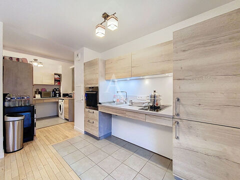  Appartement � louer 4 pi�ces 76 m�