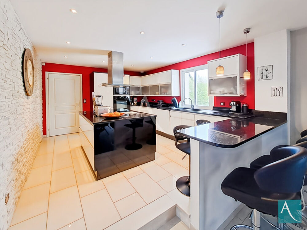 Maison de Haut Standing à Ollainville 7 pièces avec 5 chambres, 152 m² + Dépendance de 19 m²