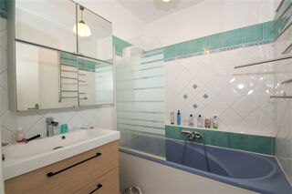  Appartement  vendre 4 pices 65 m