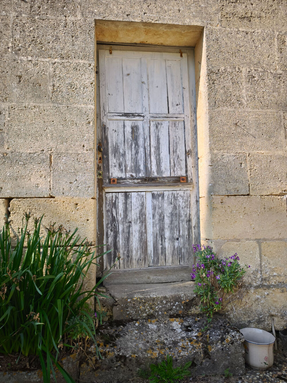 Vente Maison Maison en Pierre au Calme dans un Secteur Préservé Bourg sur gironde