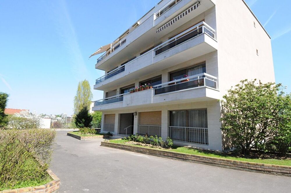Vente Appartement 2 pi�ces � deux pas du RER Robinson Le plessis robinson