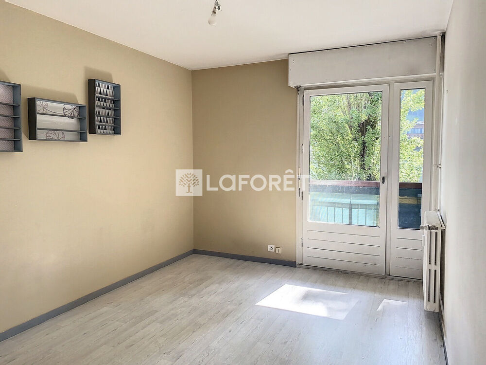Location Appartement RUMILLY TYPE  3 , GARAGE ,CAVE  ET  CHAUFFAGE INCLUS Rumilly